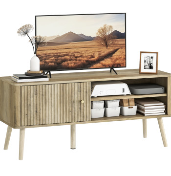 Móvel de TV Mesa de TV Móvel para Televisão até 55 Polegadas com Porta Acanalada Prateleira Ajustável Compartimentos Abertos e Orifício para Cabos para Sala de Estar 115x35x49 cm Carvalho
