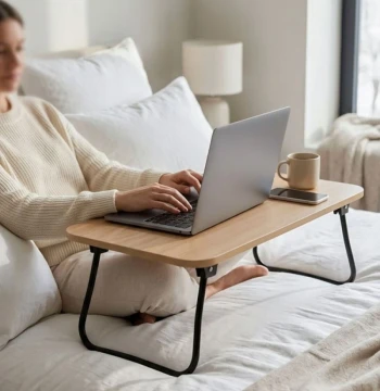Mesa Dobrável com Alças – Prática para Casa e Escritório